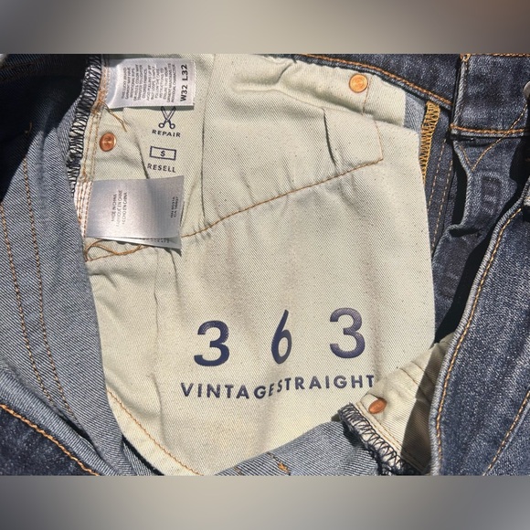 Lucky Brand Jeans - Picture 4 of 5